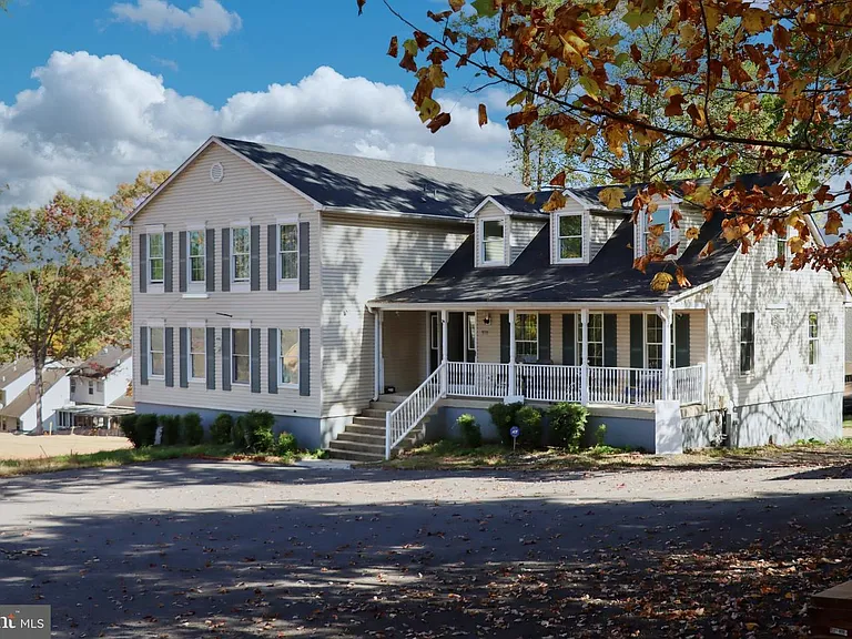 9216 Crandall Rd — Photo 21