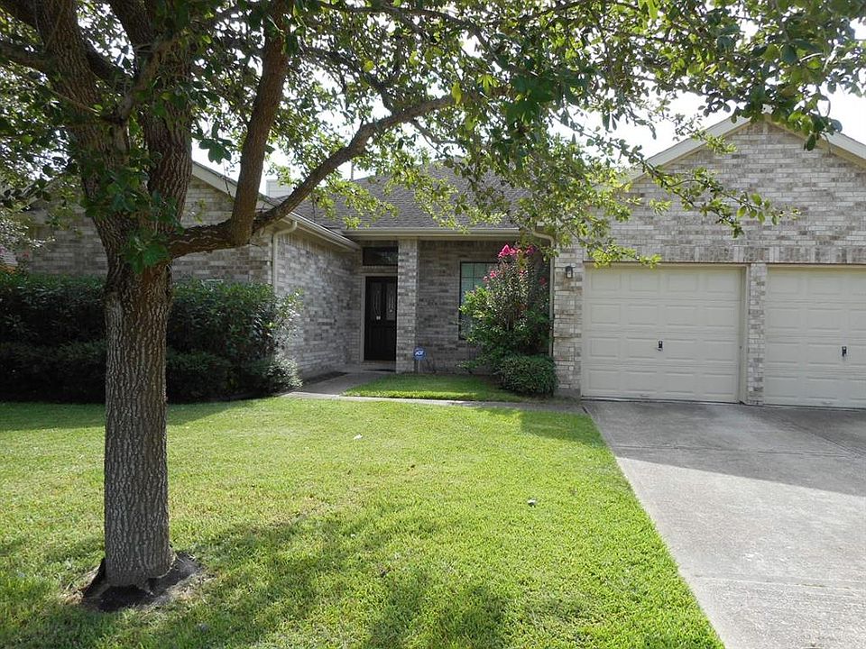1st image of 301 Cedar Branch Dr