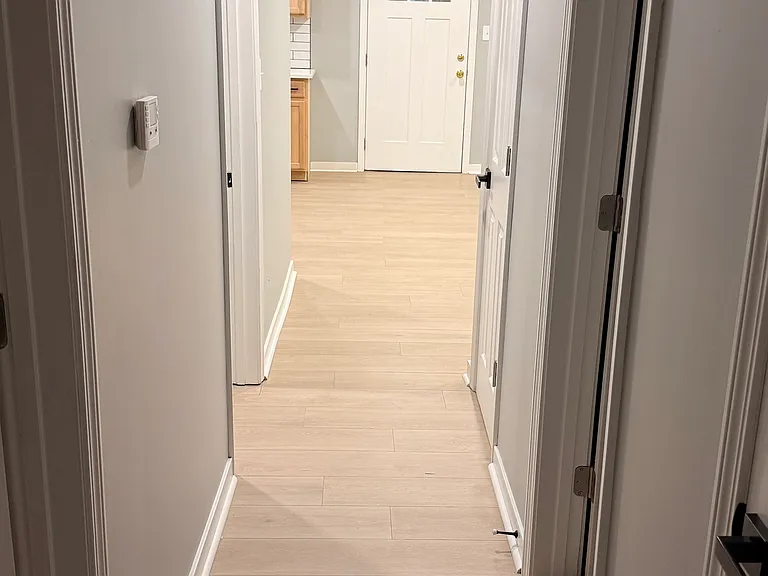 708 Reynolds Ave — Photo 13
