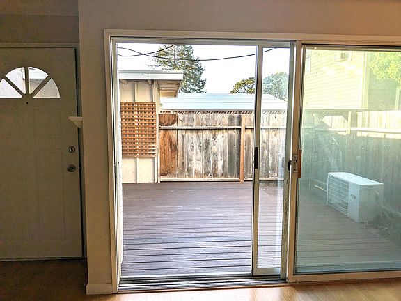 3rd image of 4252 Davis St #2
