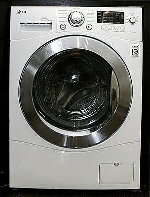 5th image of 409 E 81st St APT 3C