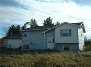 8069 W 5 Point Hwy, Bellevue, MI 49021