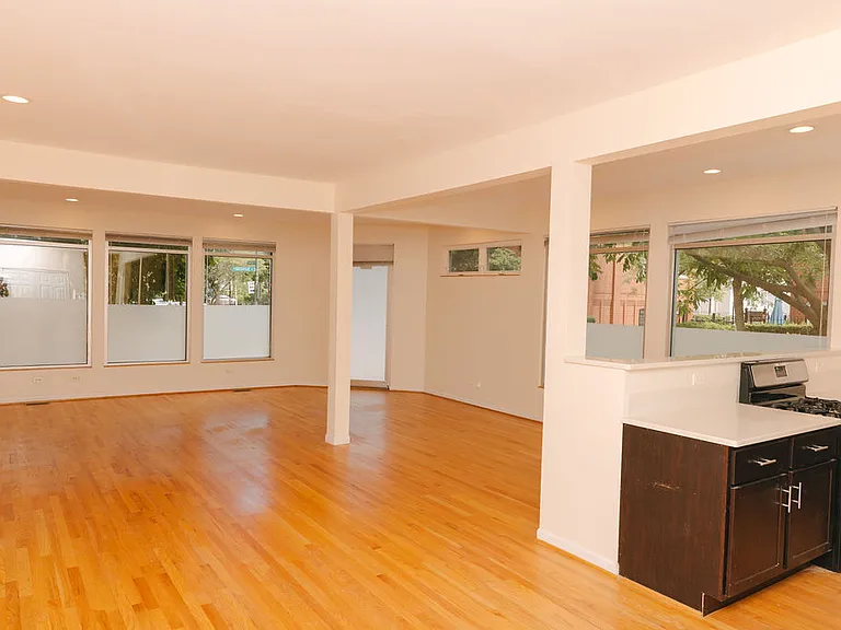 1901 W George St #1 — Photo 5