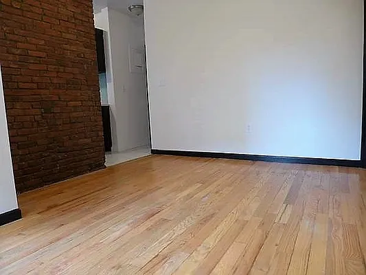 Rented by AD Real Estate Investors | media 15