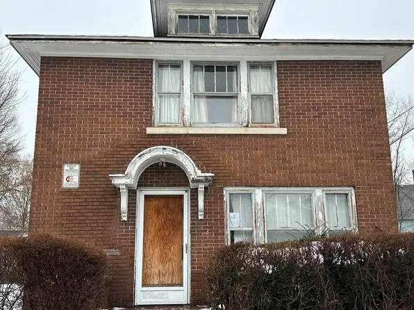 800 N Hickory St, Joliet, IL 60435