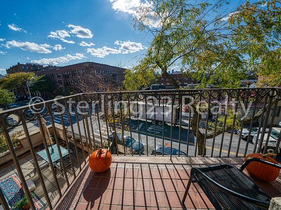 5th image of 22-14 Astoria Blvd #33