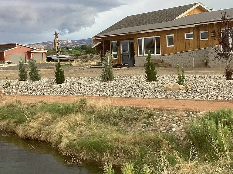 2087 Kedrowski Ct — Photo 1