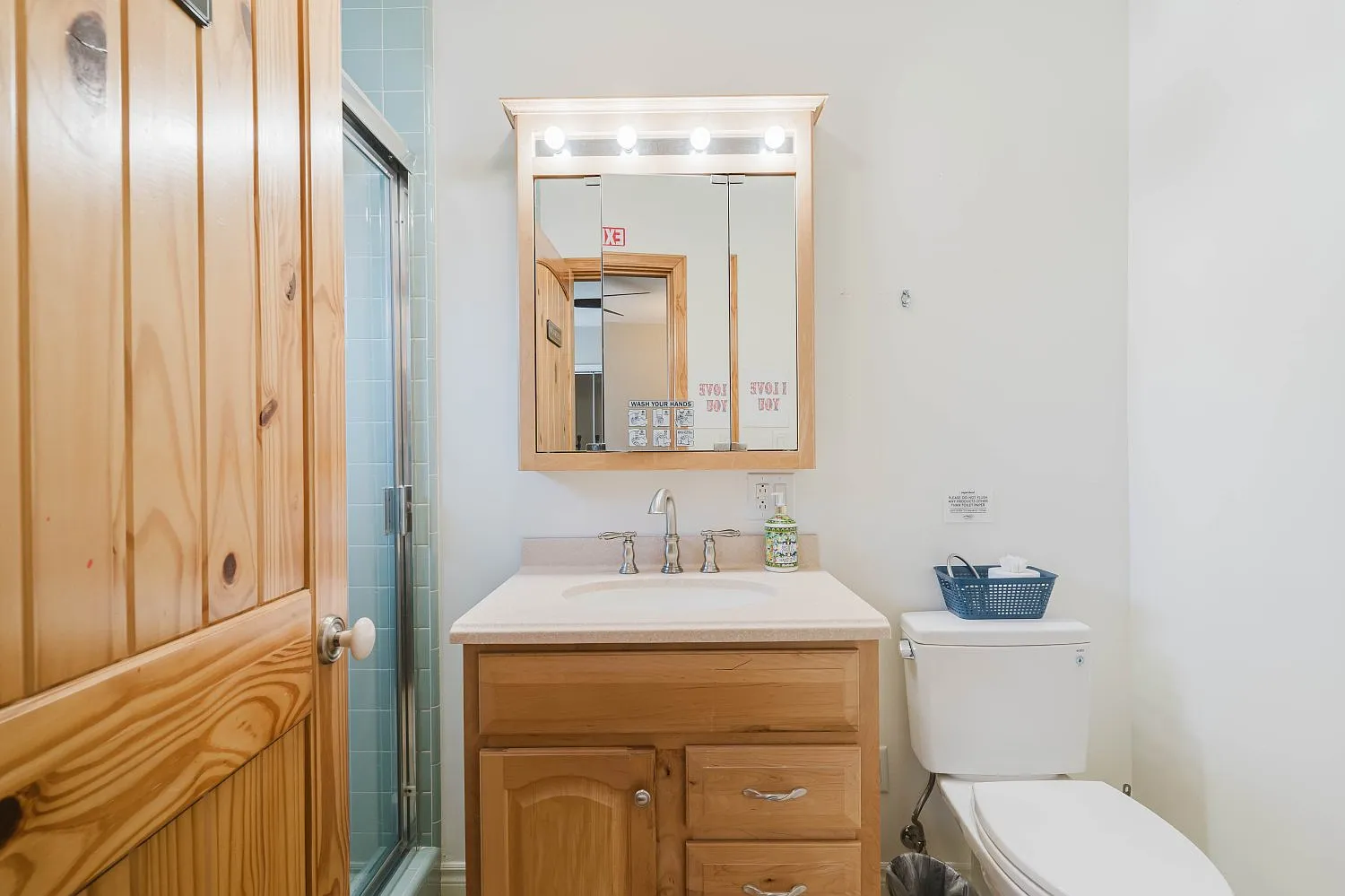 3 bed, 2080 sqft, $8,000 — Photo 1