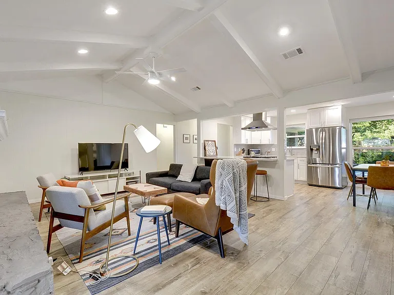 10603 Golden Quail Dr — Photo 3