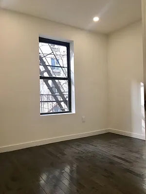 Rented by The MJS Group NY LLC | media 25