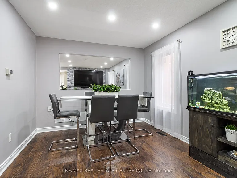 334 Perry Rd — Photo 7