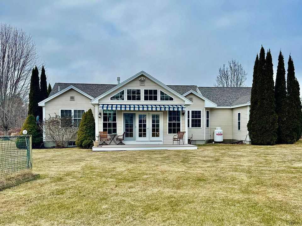 2nd image of 30 Merrill Drive #3