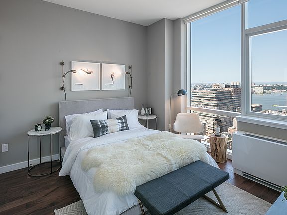 4th image of 507 W 28th St APT 17C