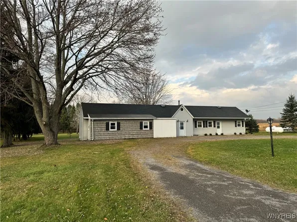 3077 W Main Street Rd, Batavia, NY 14020