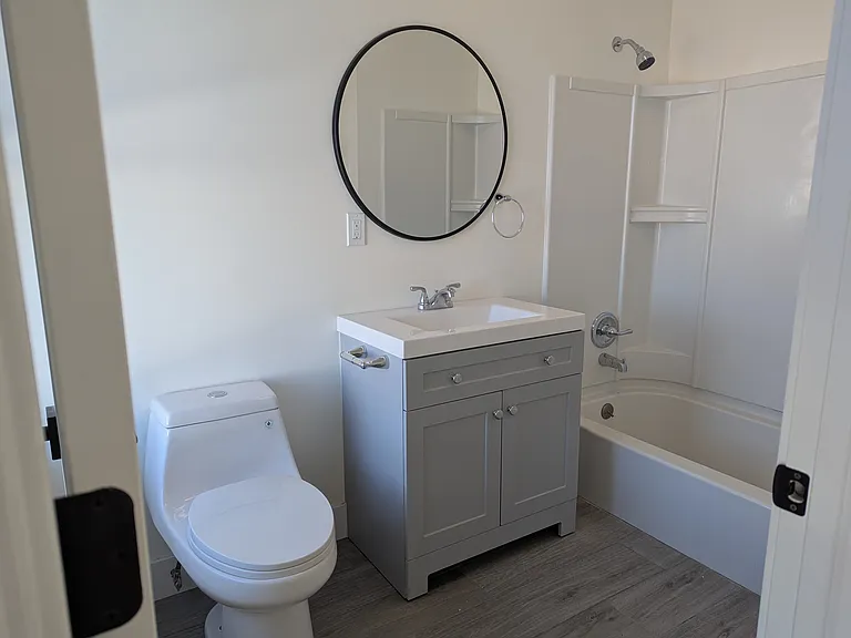 6 S Cedar St — Photo 34