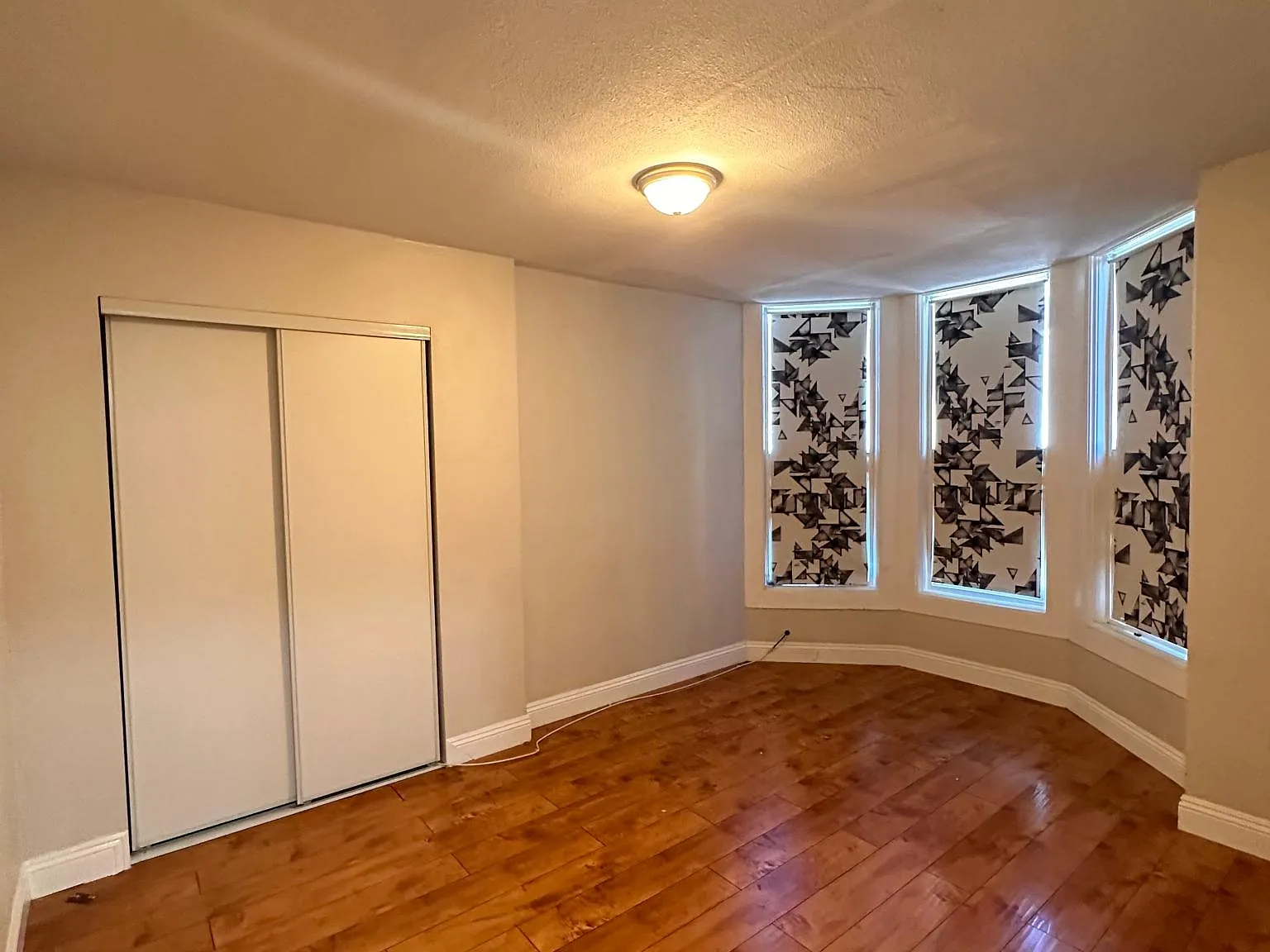 2 bed, 800 sqft, $1,650 — Photo 2