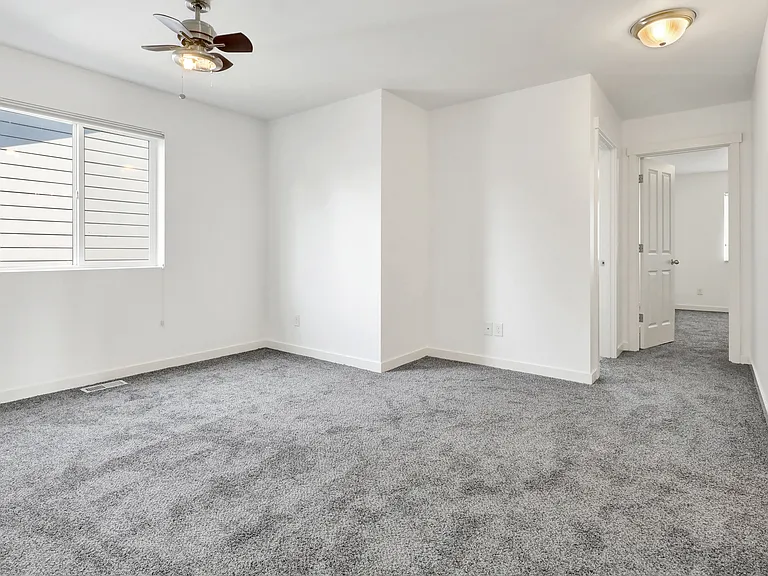 118 202nd Pl SW — Photo 28
