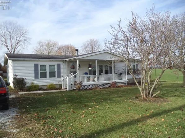 210 County Road 214, Fremont, OH 43420