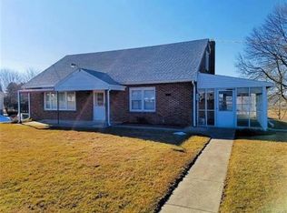 8515 Claussville Rd, Fogelsville, PA 18051