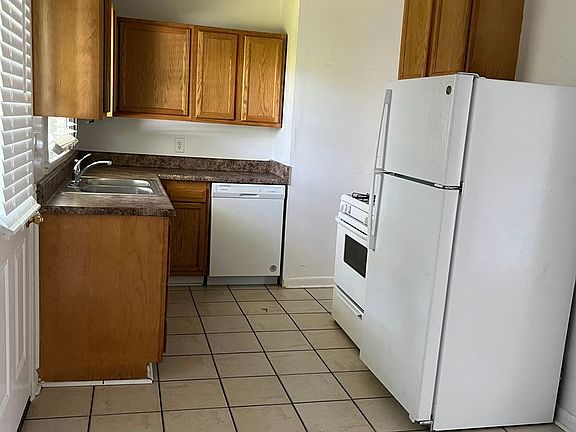 5th image of 4509 Briarwood Dr