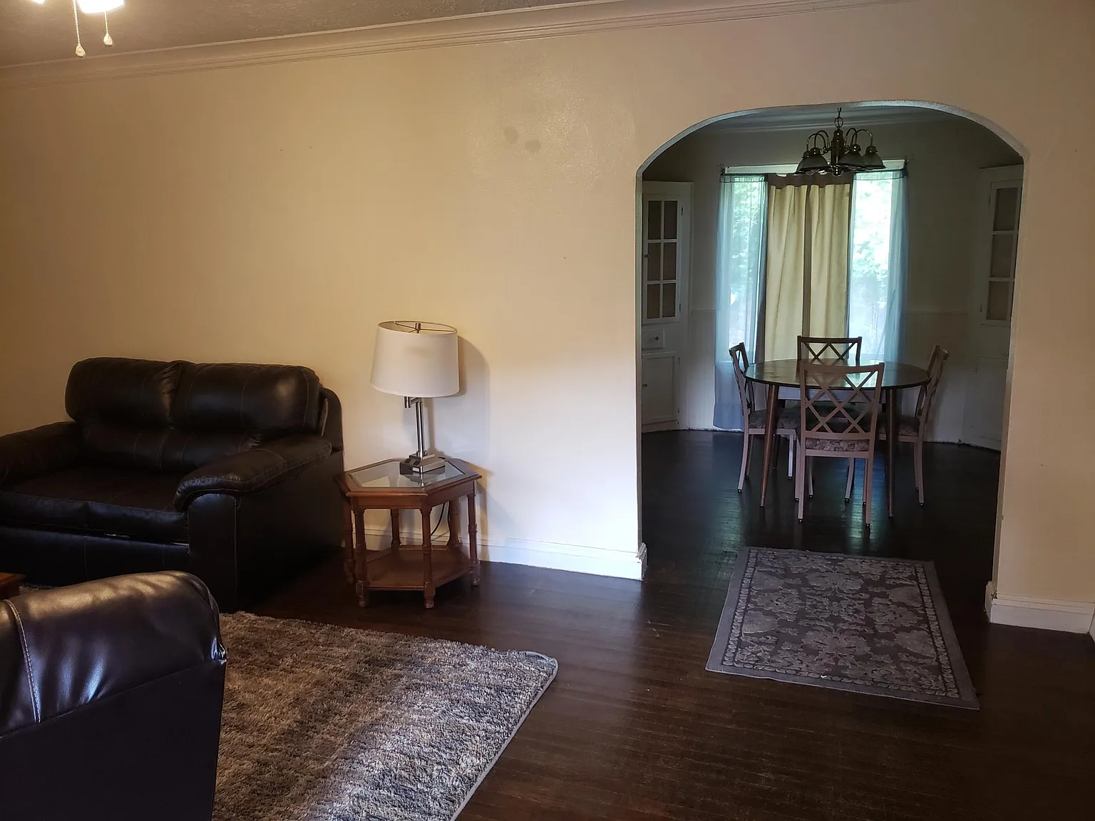 668 Forest Cir — Photo 3