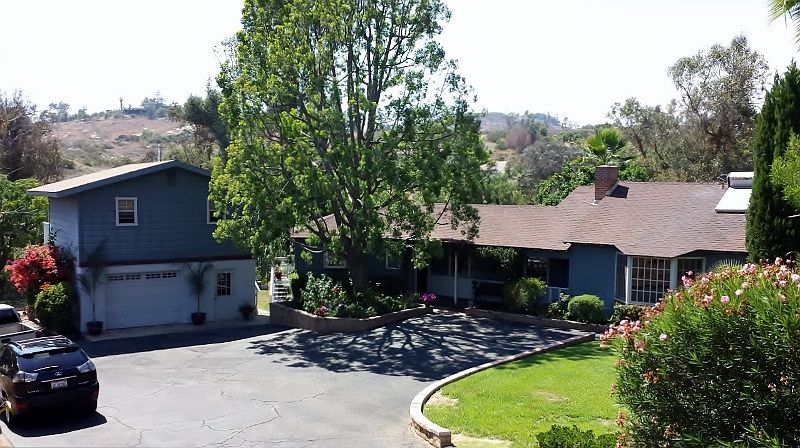1st image of 10928 Vista Camino