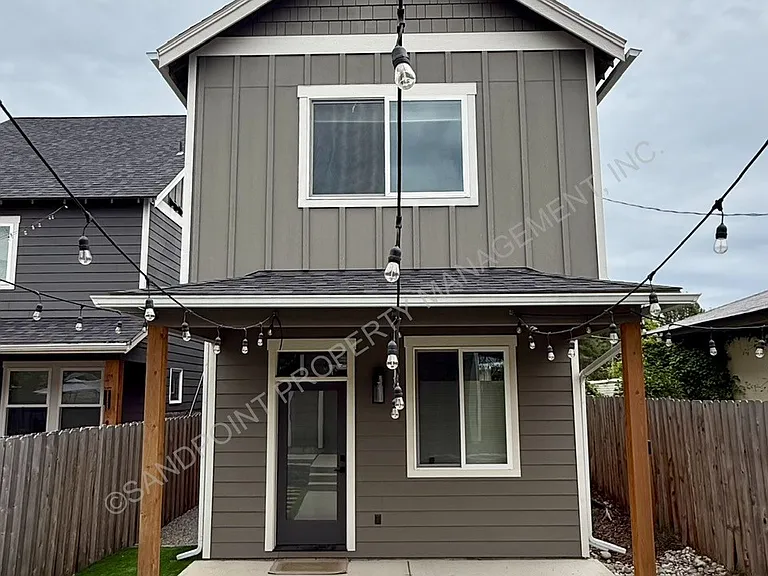 655 Oak Ave — Photo 4