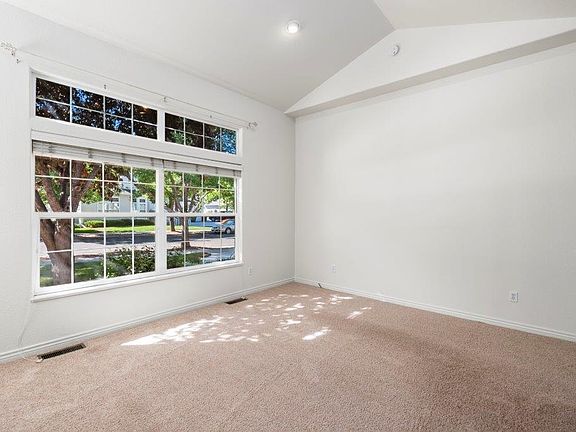 2nd image of 752 Glen Ct Unit 30