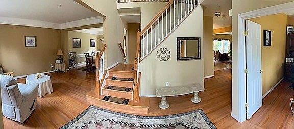 1st Floor Foyer