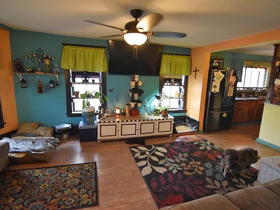 3rd image of 50 Bouquet Ave