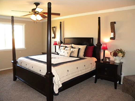 4th image of 5031 Windwood Dr