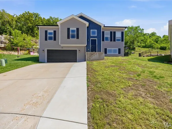 181 Pheasant Ct, Imperial, MO 63052