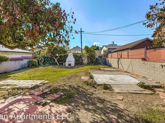 5th image of 3022 E 4th St