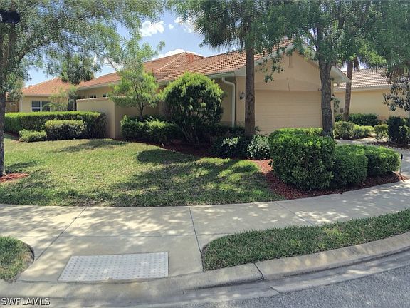 2nd image of 10412 Avila Cir SW