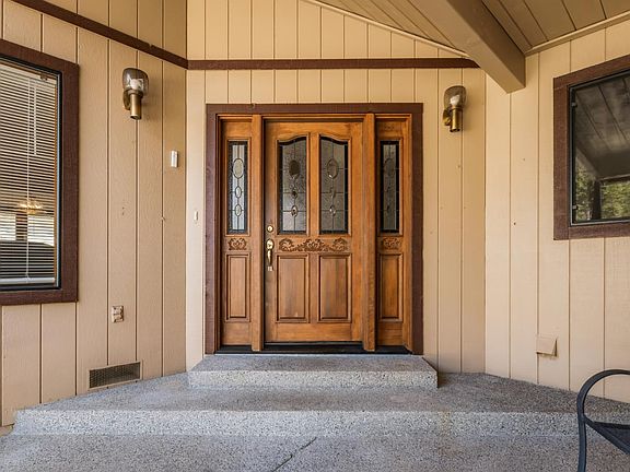 2nd image of 17608 Lake Forest Dr