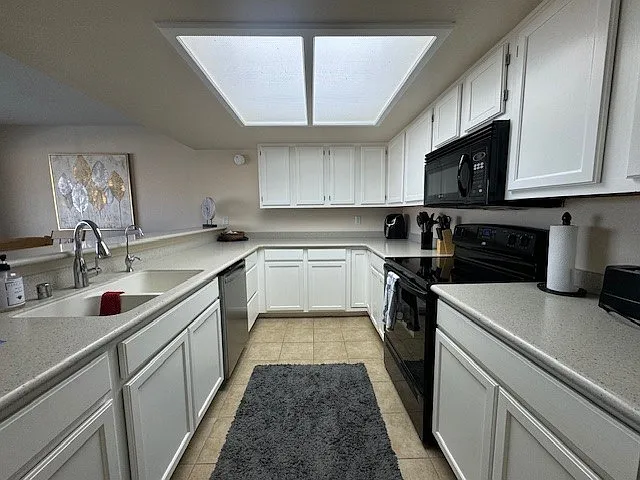 1800 Clubhouse Dr #36 — Photo 14
