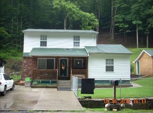 588 S Ruffner Rd, Charleston, WV 25314