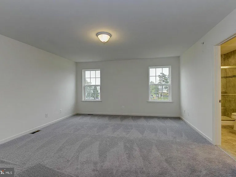 7730 Dagny Way — Photo 16