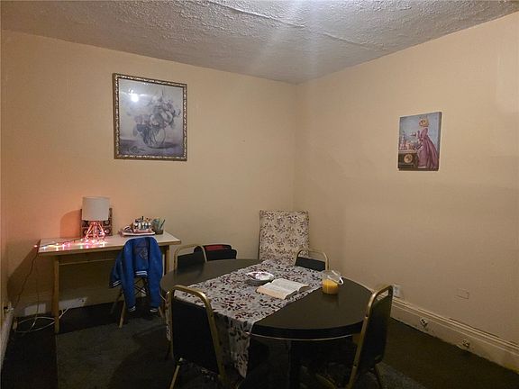 3rd image of 507-511 Hayward Ave