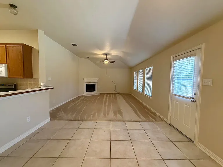 314 Shire Ln — Photo 4