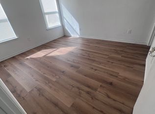 643 W 13th St, Port Arthur, TX 77640