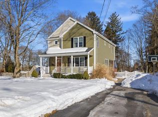 75 Oak St, Middleboro, MA 02346