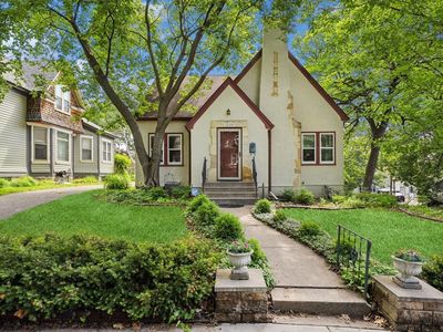 1084 Bradley St, Saint Paul, MN, 55130