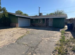 45426 3rd St E, Lancaster, CA 93535