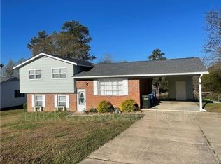 127 N Ingleside Dr, Fayetteville, NC 28303