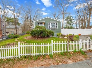 10 E Shore Rd, Holbrook, MA 02343