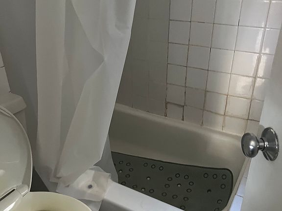 4th image of 3 Phillips St APT 8