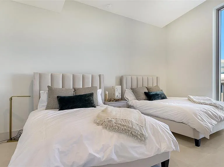 1591 Gulf Of Mexico Dr #313 — Photo 22