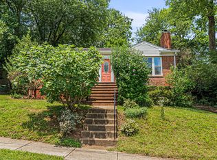 6517 29th St N, Arlington, VA 22213