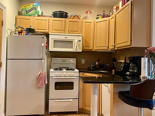 377 Beacon St #4R Photo 1